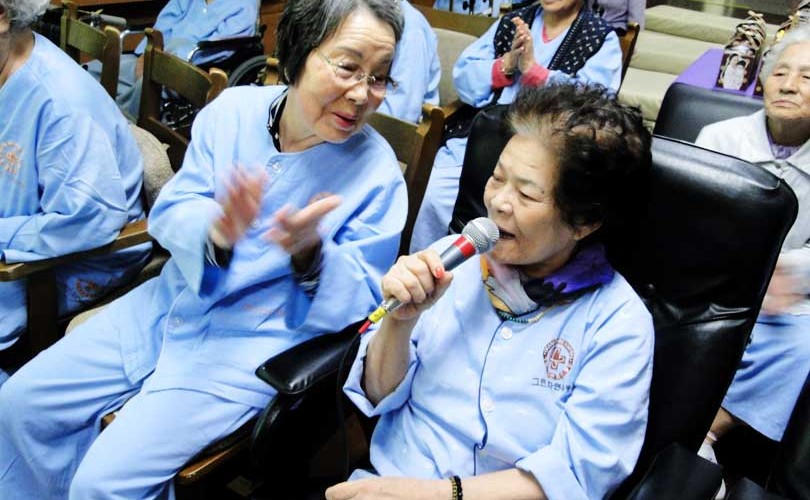 음악요법-노래부르기